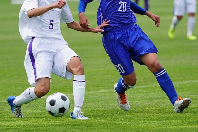 サッカーの試合中 | 大阪市東成区の接骨院 | まつい接骨院