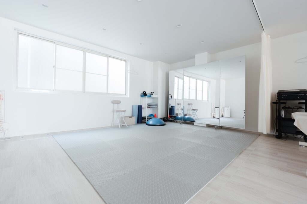 トレーニングスペース | 大阪市東成区の接骨院 | まつい接骨院